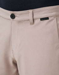 Wanderlust Short 9In