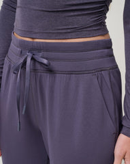 Skyloft Soft Ankle Pant