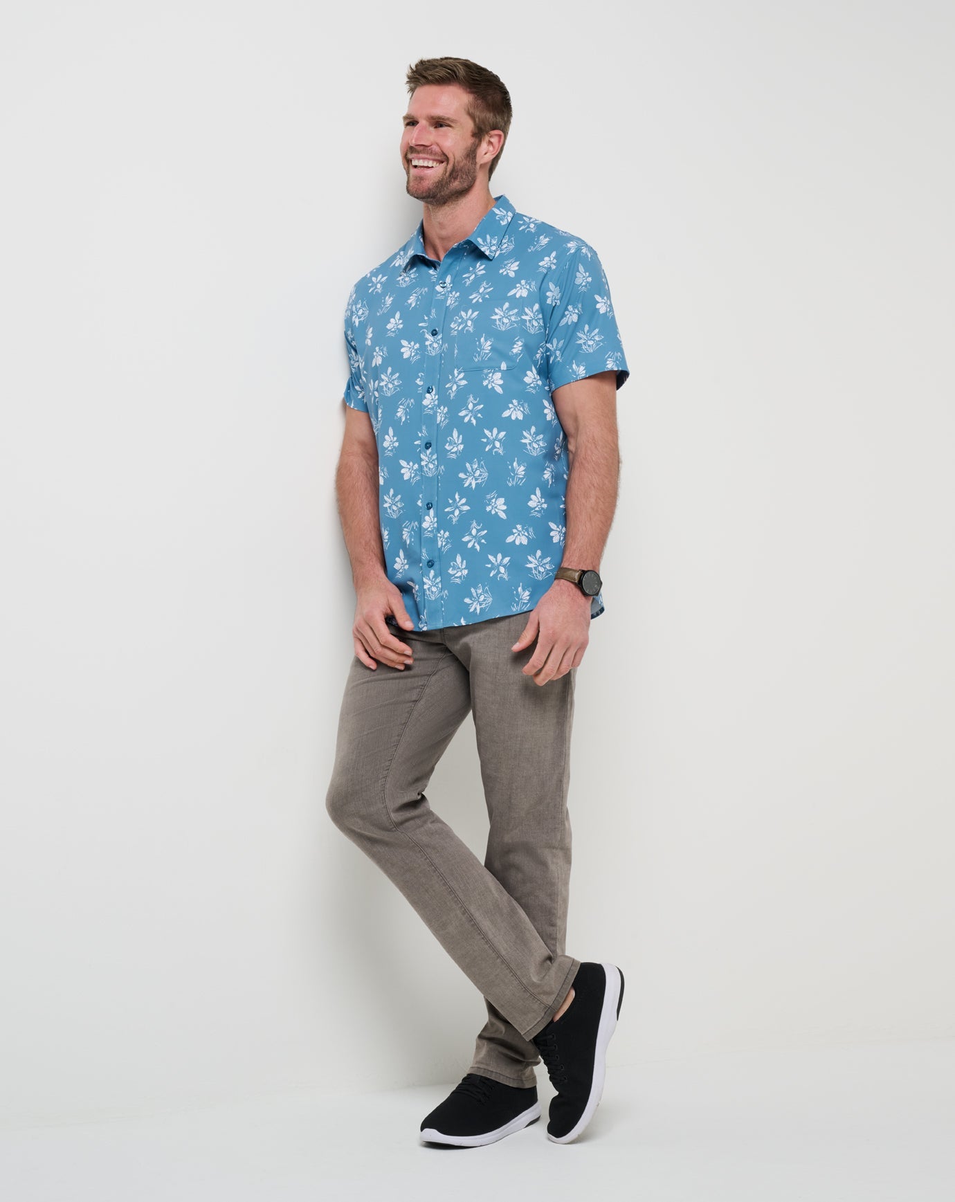 Techwoven Seamate Button-Up