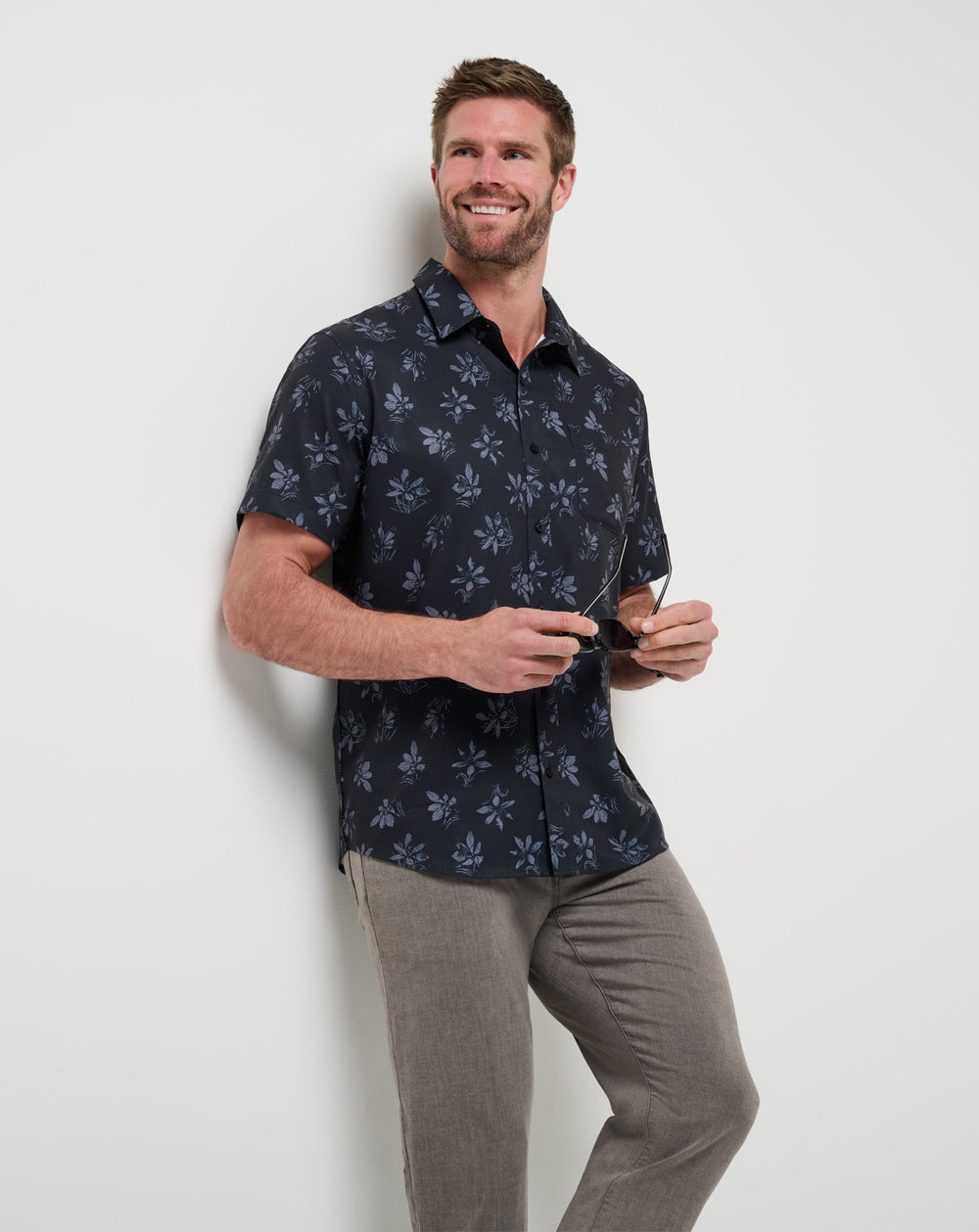 Techwoven Seamate Button-Up