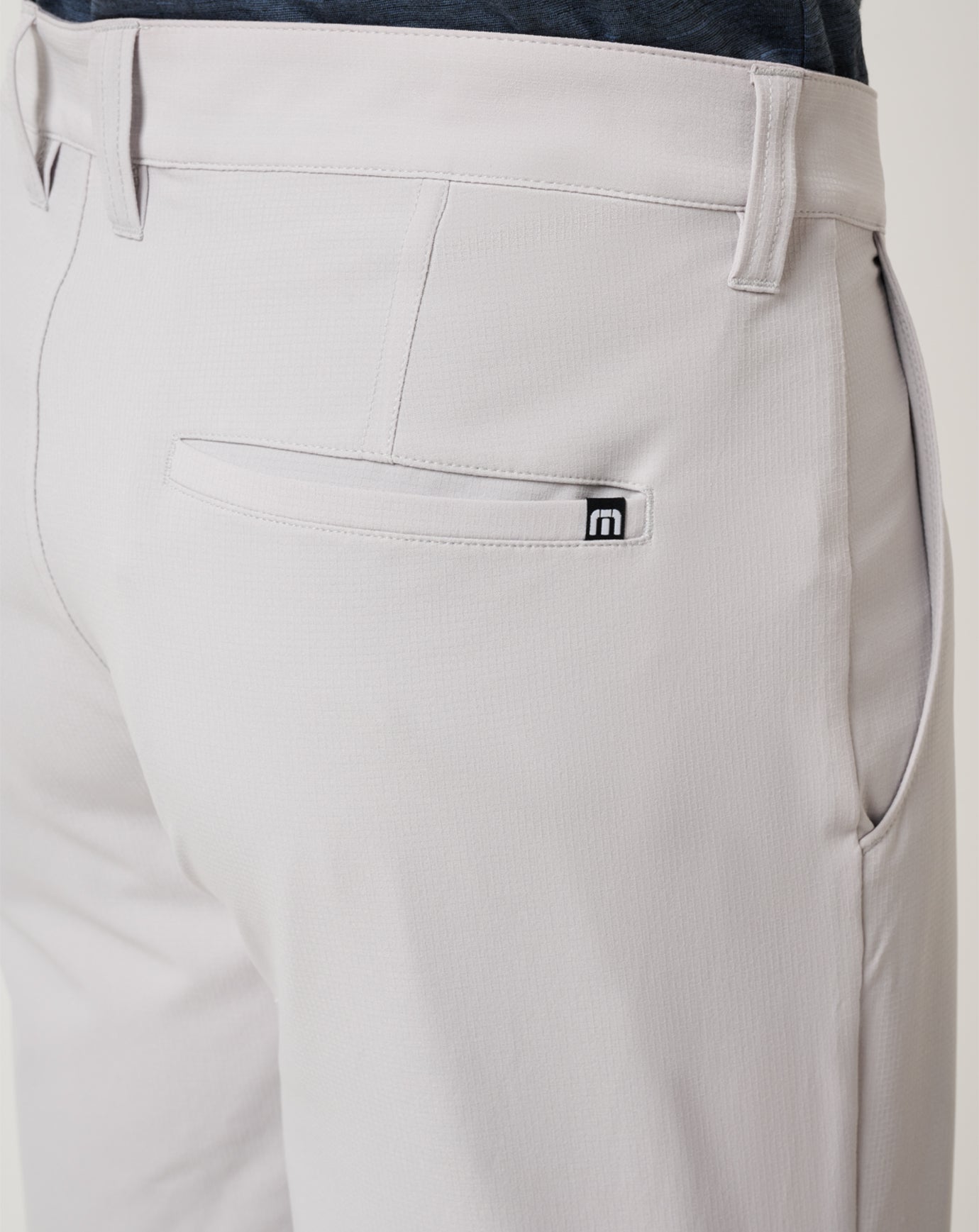 Wanderlust Short 9In