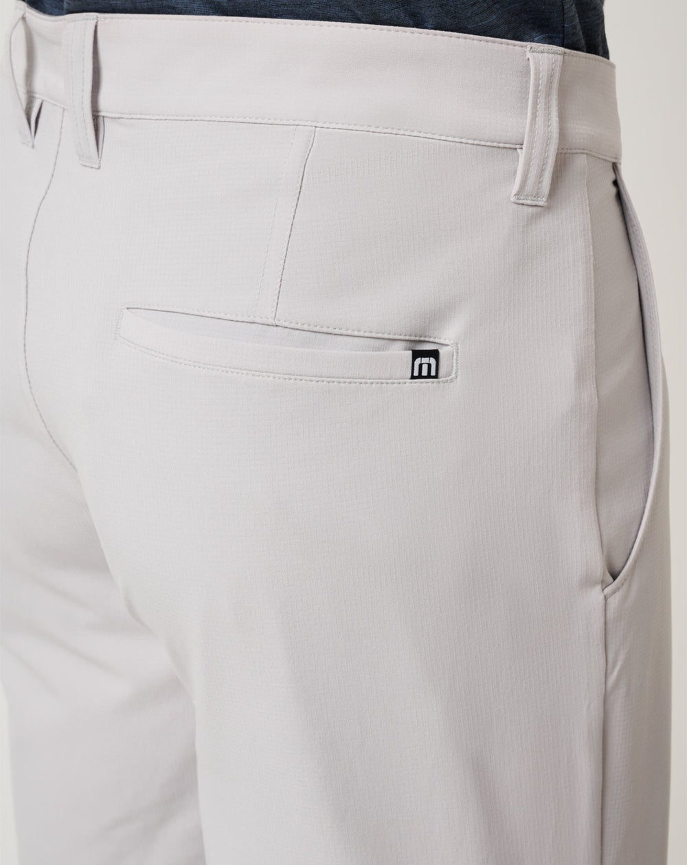 Wanderlust Short 9In