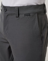 Travel Year Short 9In