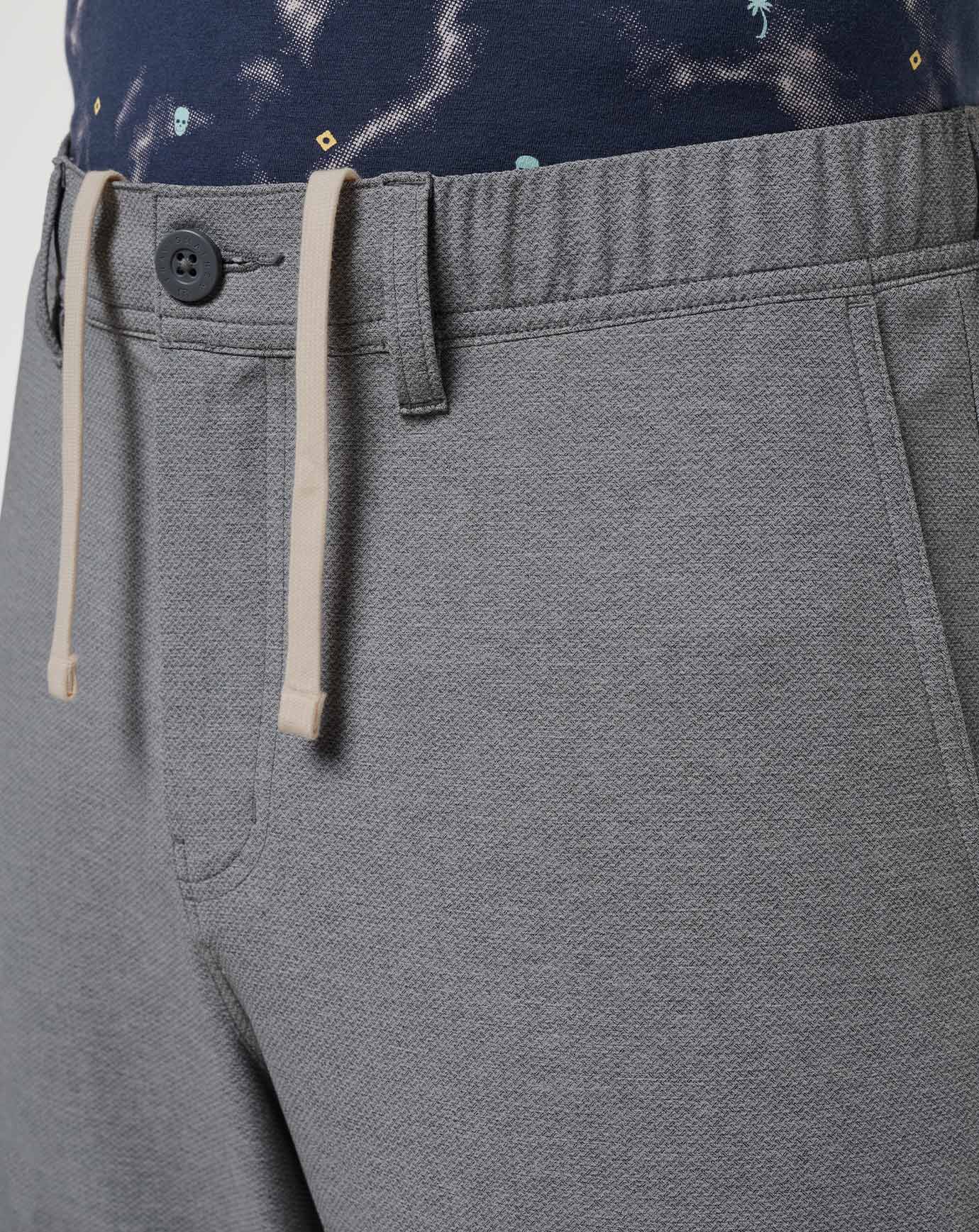 Call An Audible Short 9In