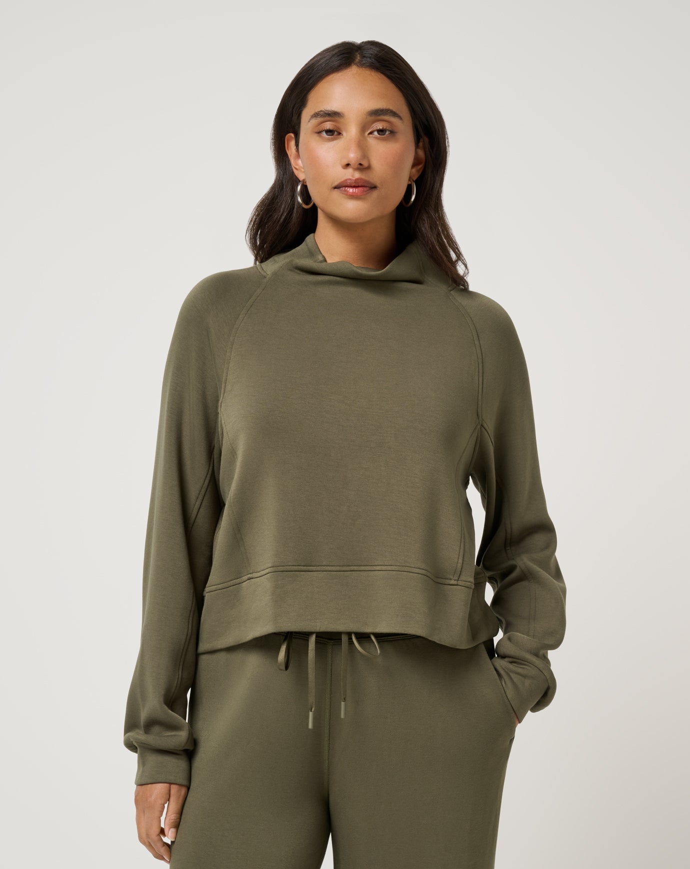 Skyloft Soft Funnel Neck