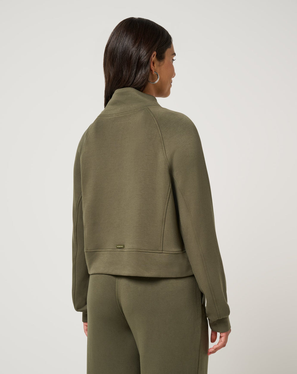 Skyloft Soft Funnel Neck