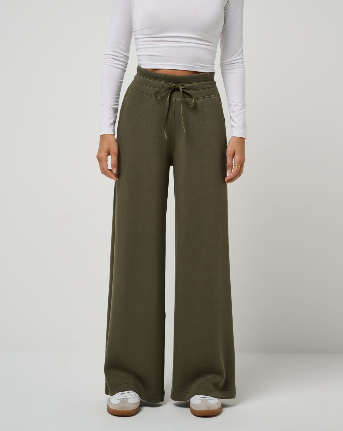 Skyloft Soft Wide Leg Pant
