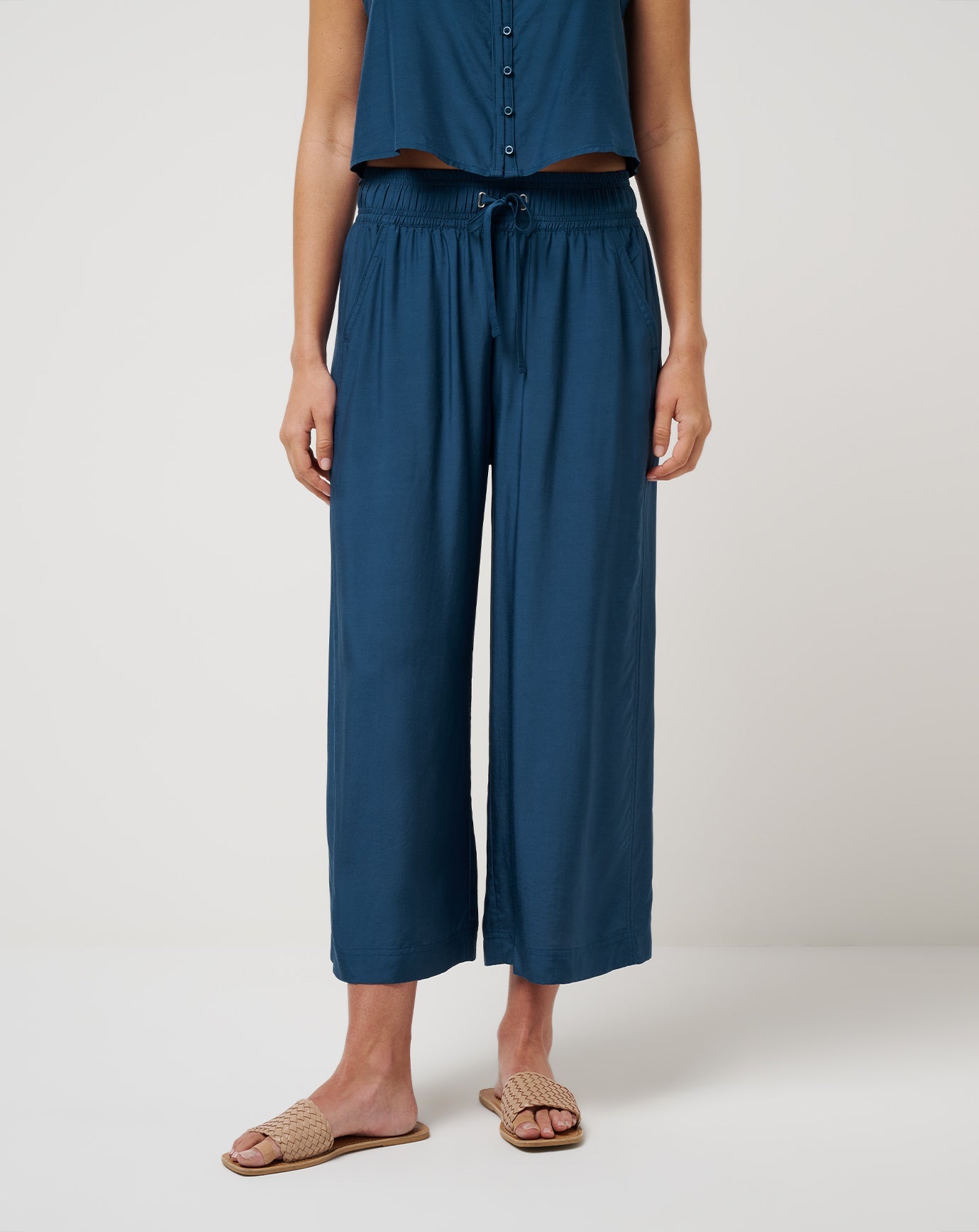 Savanna Cropped Wide Leg Pant